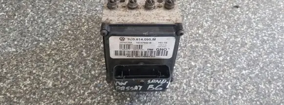 Volkswagen PASSAT B6 ABS Pump 3C0614095M