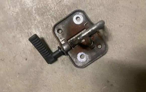 Seat Leon (5F) Engine bonnet/hood lock/latch loop/hook 5F0823186