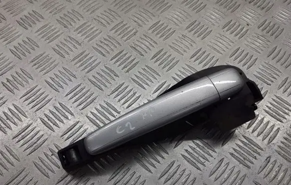 Citroen C2 Front door exterior handle/bracket 