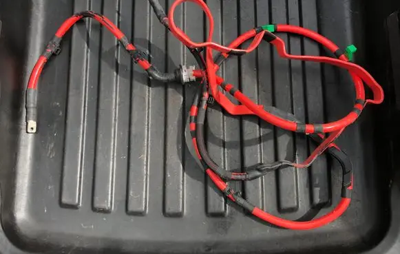 Audi A4 S4 B9 Positive cable (battery) 8W1971225 8K0971871J