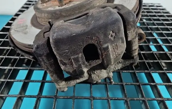 Toyota RAV 4 (XA10) Front brake caliper IMPRK1564255