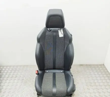 Peugeot 2008 II Front driver seat 9823918880