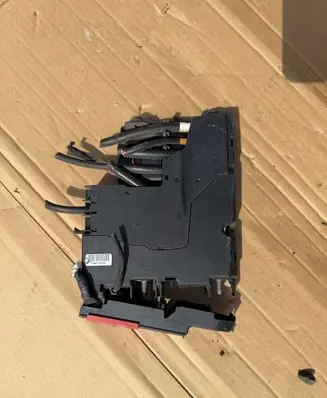 Mercedes-Benz E W212 Battery relay fuse 