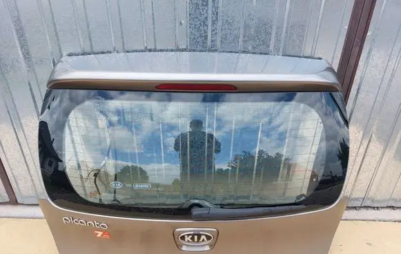 KIA Picanto Truck tailgate 
