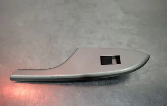 Toyota Corolla E140 E150 Quarter vent window switch 74272-02150