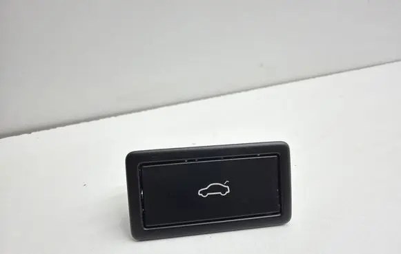 Skoda Octavia Mk3 (5E) Tailgate/boot open switch button 3C0959831A 05818