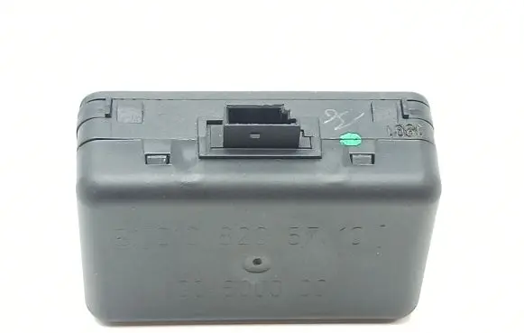 Mercedes-Benz C W203 Rain sensor 2108205710 00600000