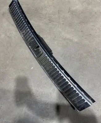 Volkswagen Touareg II Trunk/boot sill cover protection 7P0863459E