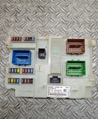 Volvo V70 Fuse module BG9T14C256HA 31314866AA 3659AF01125TP
