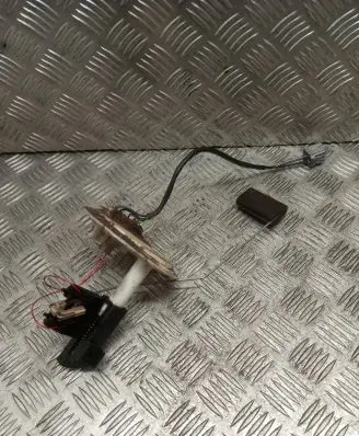 Volvo S60 Fuel level sensor 