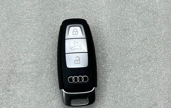 Audi A3 8Y Ignition key/card VB7