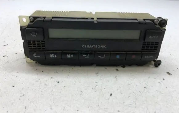Skoda Octavia Mk1 (1U) Climate control unit 1U1907044 5HB00761720