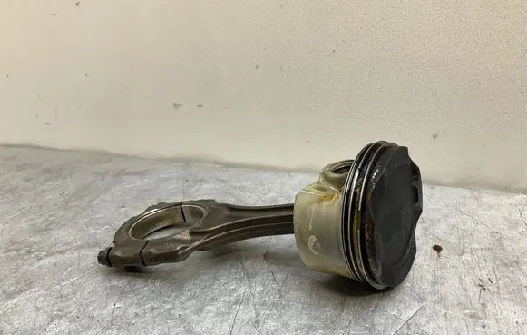 BMW 7 F01 F02 F03 F04 Connecting rod/conrod 7646892