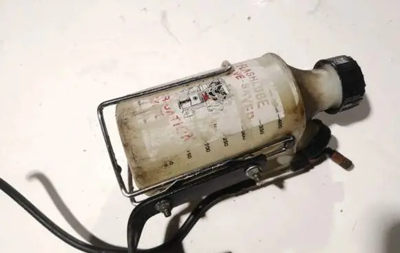 Infiniti FX Power steering fluid tank/reservoir