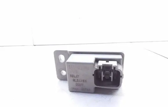 Subaru Forester SH Hazard warning light relay 88018FE010