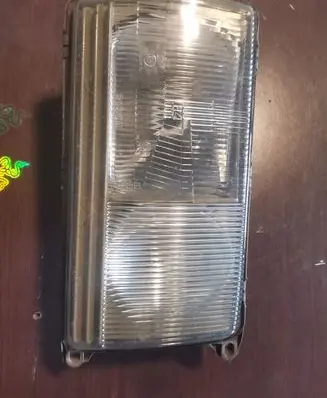 Mercedes-Benz E W123 Headlight/headlamp 127104RE
