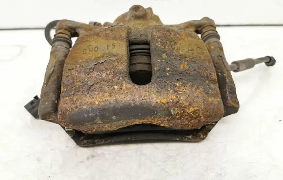 Volkswagen Golf VII Front brake caliper Gn015