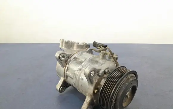 BMW 3 G20 G21 Air conditioning (A/C) compressor (pump) 6994082