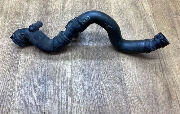 Land Rover Discovery 5 Engine coolant pipe/hose HPLA6260DB CV1KA