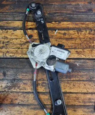 BMW X3 E83 Rear door window regulator motor 69259652