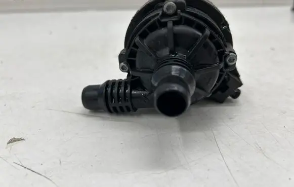 BMW iX3 G08 Electric auxiliary coolant/water pump 987431001