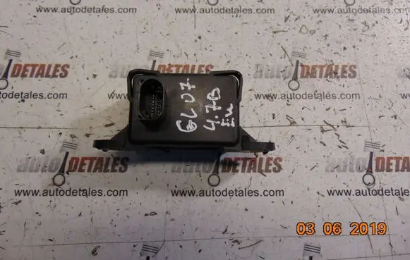 Mercedes-Benz GL X164 ESP acceleration yaw rate sensor A0045423918