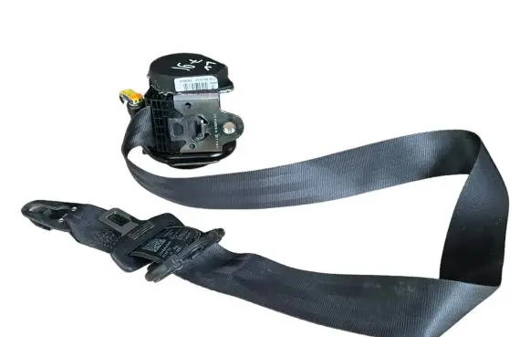 Seat Exeo (3R) Front seatbelt 3R2857706 616625561 6166262