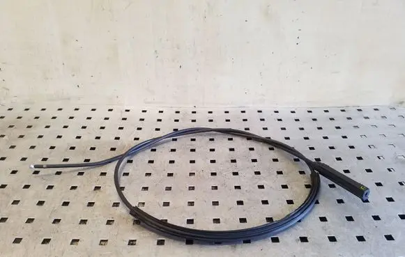 Engine bonnet/hood lock release cable