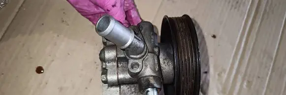 Opel Insignia A Power steering pump 13309336
