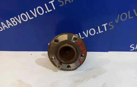 Volvo XC70 Rear wheel hub 31329968