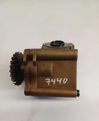 Ford Focus C-MAX Oil pump 1S7G6600 LF0214100