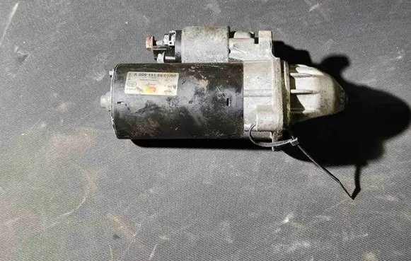 Mercedes-Benz Sprinter W901 W902 W903 W904 Starter motor A0051516601 0986020163