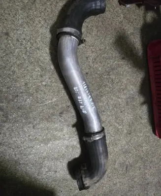 BMW 5 E39 Intercooler hose/pipe 11612247902 1161779389