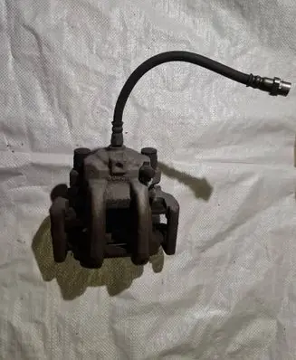 BMW 3 F30 F35 F31 Rear brake caliper W09082