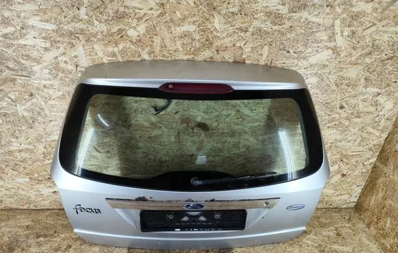 Ford Focus Tailgate/trunk/boot lid