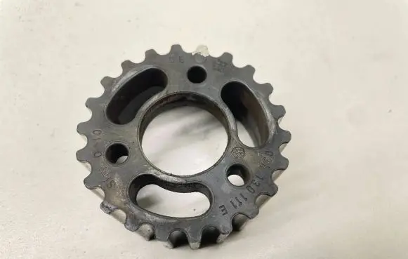 Skoda Octavia Mk2 (1Z) Fuel pump gear (pulley) 03L130111E