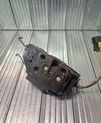 Hyundai Getz Front door lock