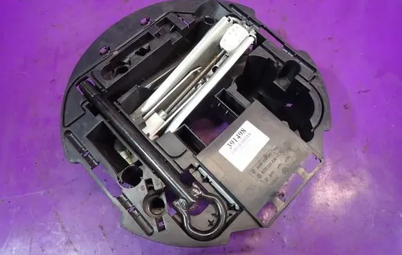 Renault Modus Tool set 8200578163
