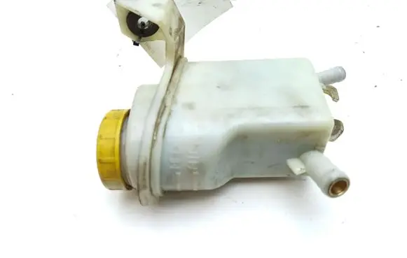 Power steering fluid tank/reservoir