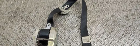 Toyota Corolla Verso AR10 Front seatbelt L153004 070920