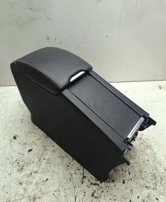 Volvo XC60 Armrest 