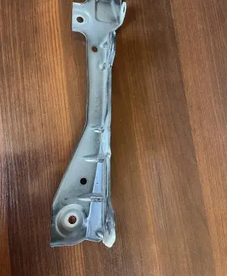 Mercedes-Benz ML W164 Fender mounting bracket 01407527
