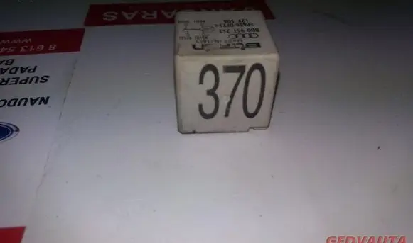 Audi A6 S6 C5 4B Other relay 8D0951253