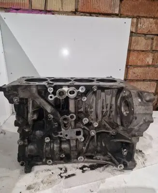 BMW 1 E81 E87 Engine block 779792207 072463