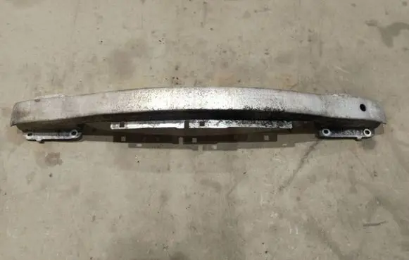 Renault Laguna III Front bumper cross member 