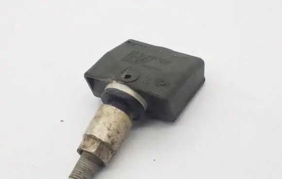 Nissan Pathfinder R51 Tire pressure sensor 40700CK001 25461021812