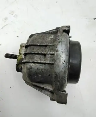 BMW 1 E81 E87 Engine mount bracket