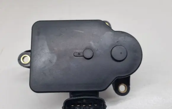 KIA Ceed Intake manifold valve actuator/motor 283812F000