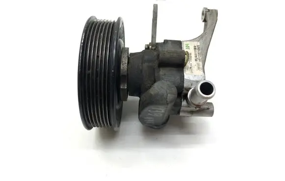Jaguar XK8 - XKR Power steering pump MJA8111BH HE1205109