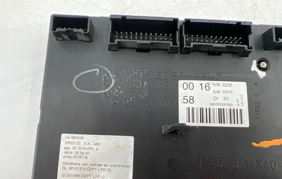 Mercedes-Benz ML W163 Fuse module 1635450016 05371058 16545001658